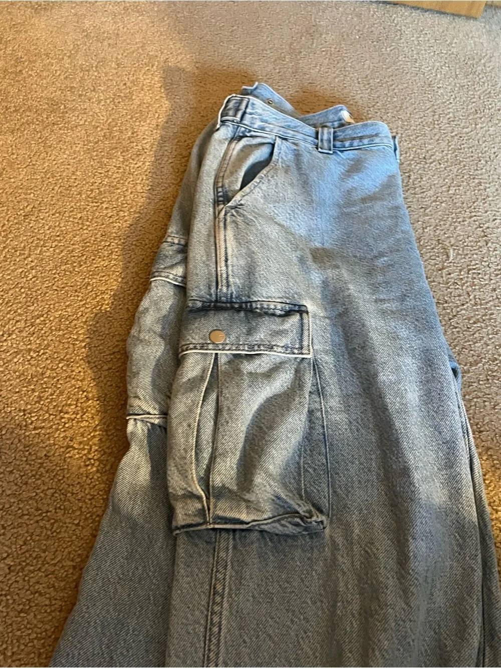 Women’s Madewell Light Wash Los Slung Cargo Jeans